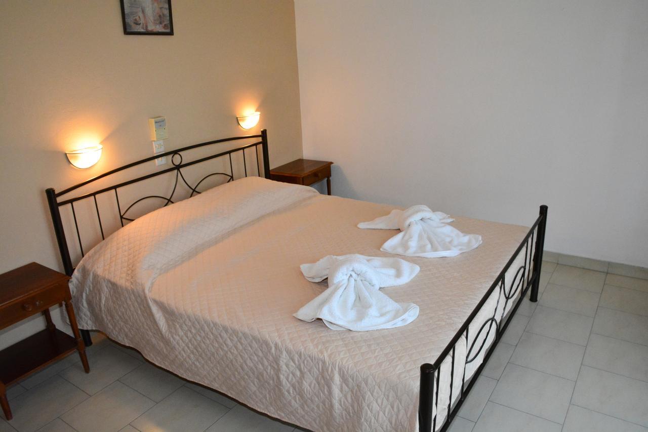 Voula Apartments Agia Marina  Luaran gambar