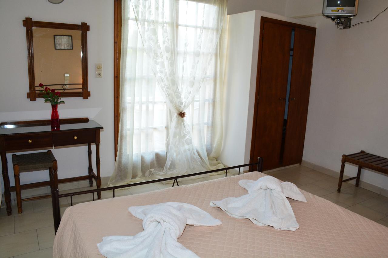 Voula Apartments Agia Marina  Luaran gambar